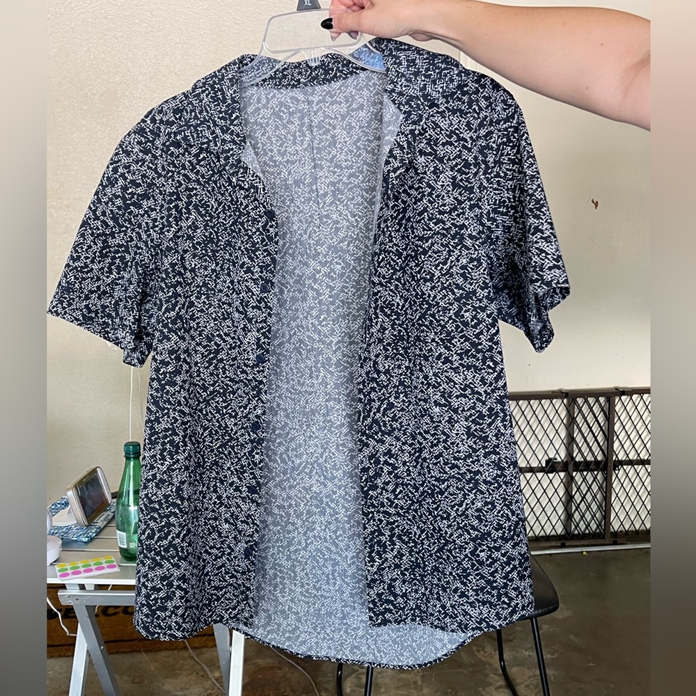 Mens Lululemon button up size M
